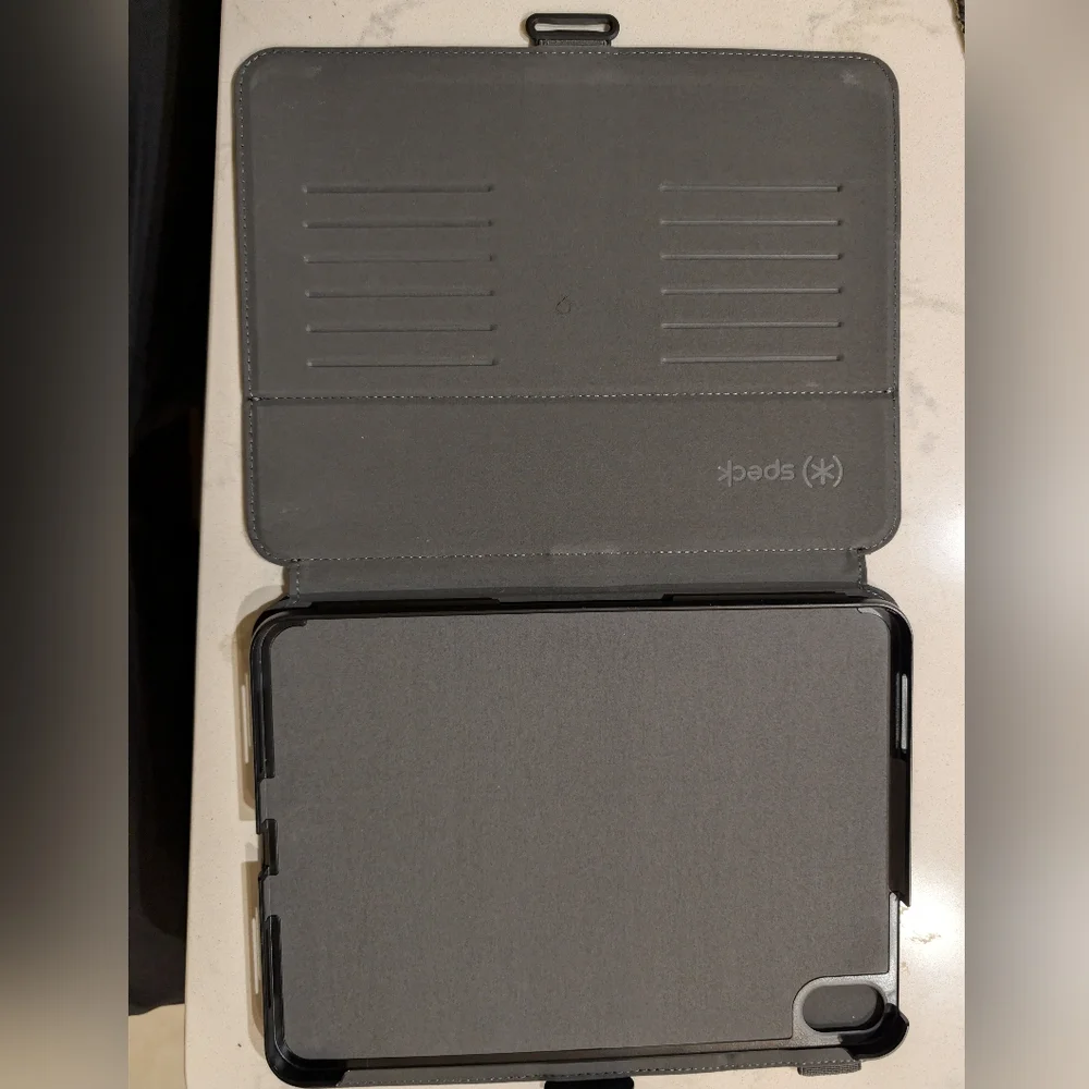 Speck Black Tablet Case